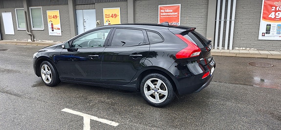 Volvo V40 5 of 9