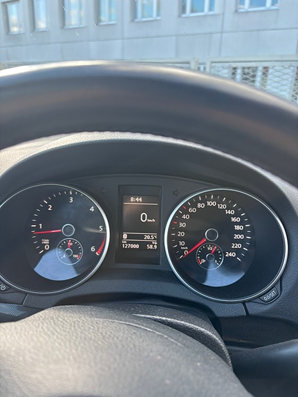 Volkswagen Golf VI 9 of 12
