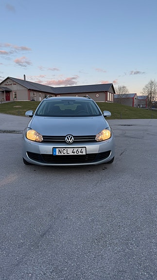 Volkswagen Golf VI 3 of 12