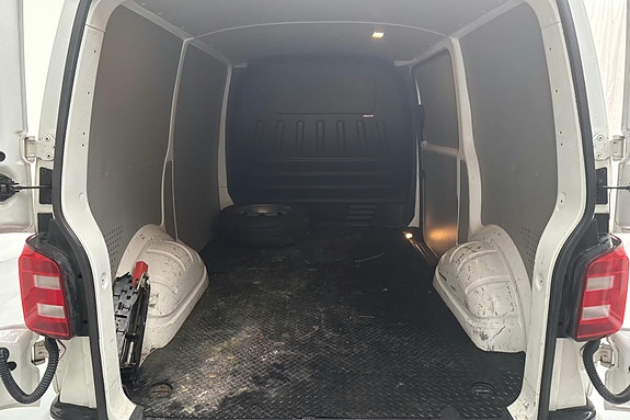 Volkswagen Transporter 6 of 8