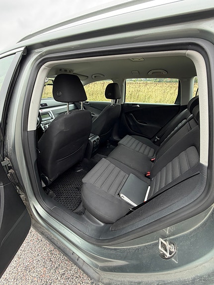 Volkswagen Passat 6 of 8
