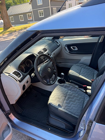 Skoda Roomster 5 of 6