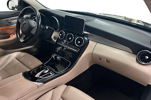 Mercedes-Benz C350 14 of 30