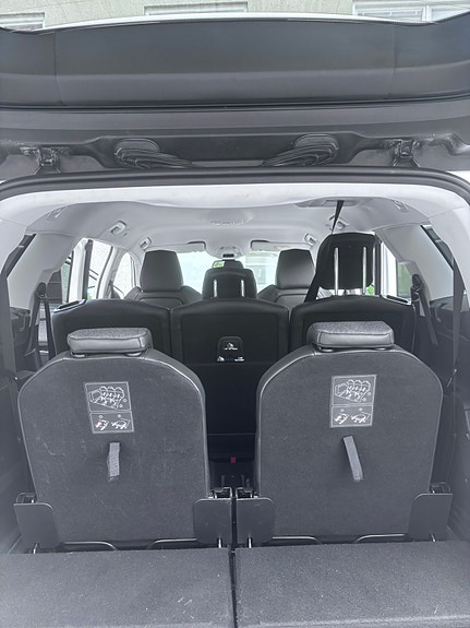 Peugeot 5008 10 of 11
