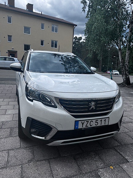 Peugeot 5008 4 of 11
