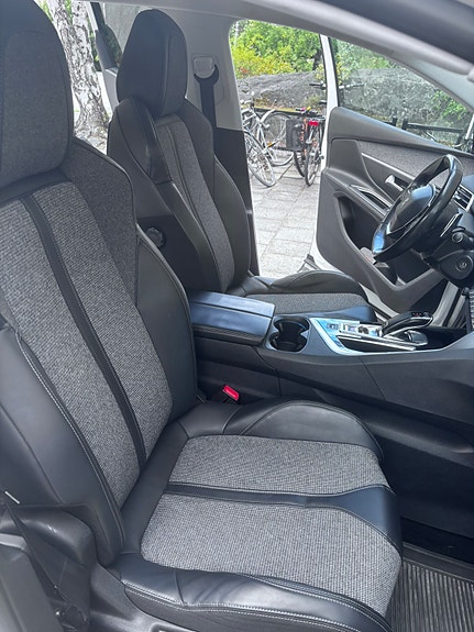 Peugeot 5008 6 of 11