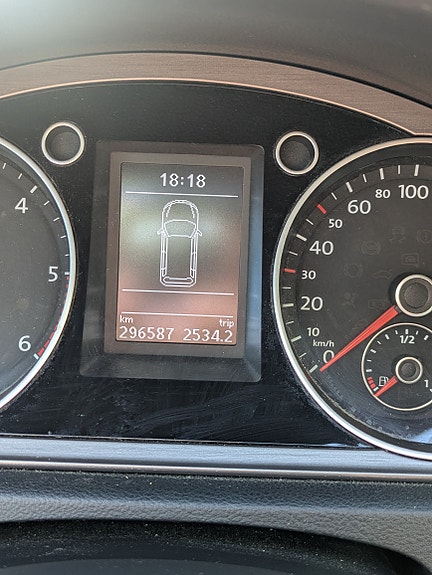 Volkswagen Passat 10 of 10