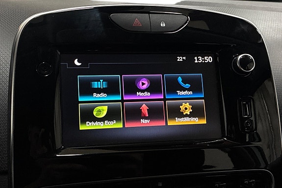 Renault Clio 21 of 24
