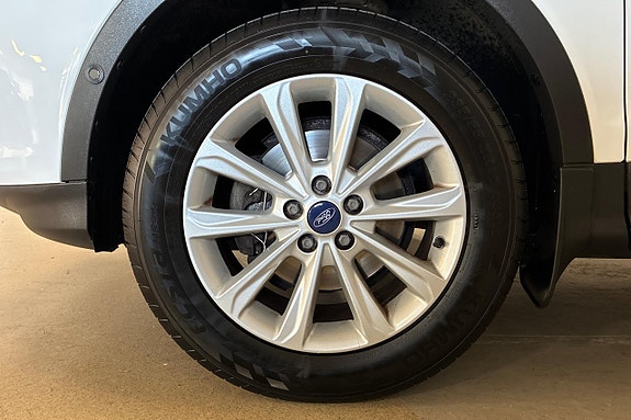 Ford Kuga 11 of 21