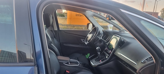 Renault Grand Scenic IV 6 of 11