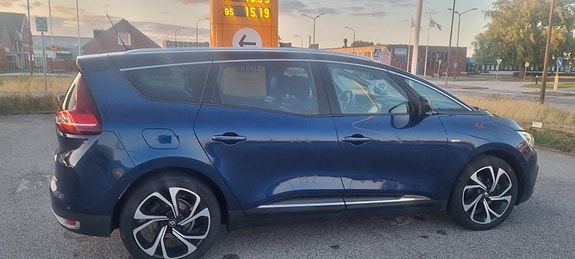 Renault Grand Scenic IV 5 of 11