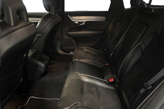 Volvo V90 13 of 30