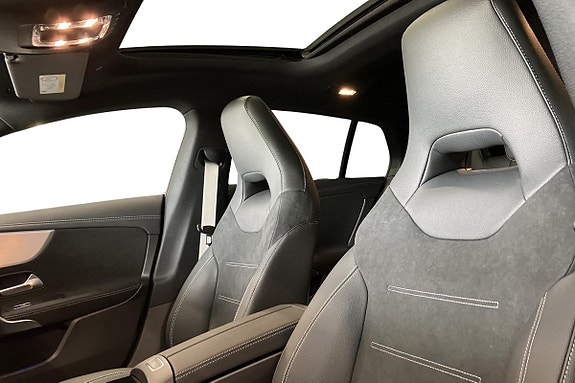 Mercedes-Benz CLA250 e 10 of 13