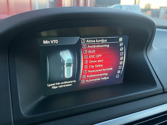 Volvo V70 15 of 19
