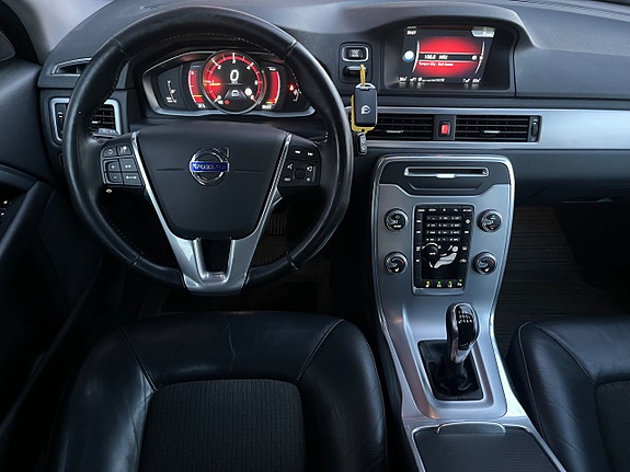 Volvo V70 10 of 19