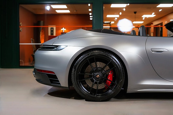 Porsche 911 10 of 28