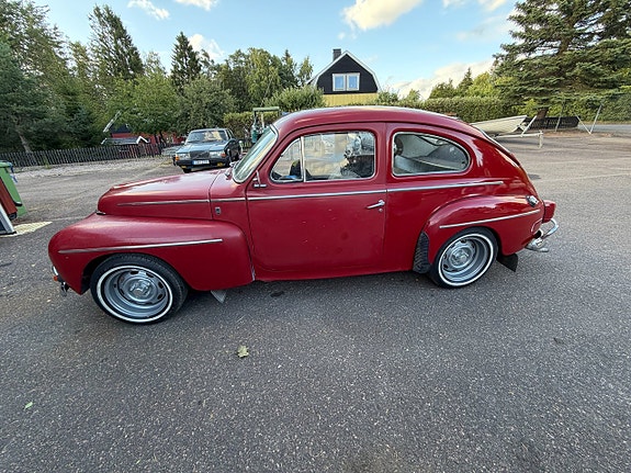 Volvo PV 6 of 17