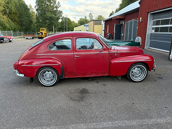 Volvo PV 5 of 17