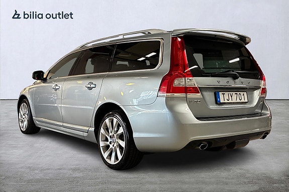 Volvo V70 8 of 27