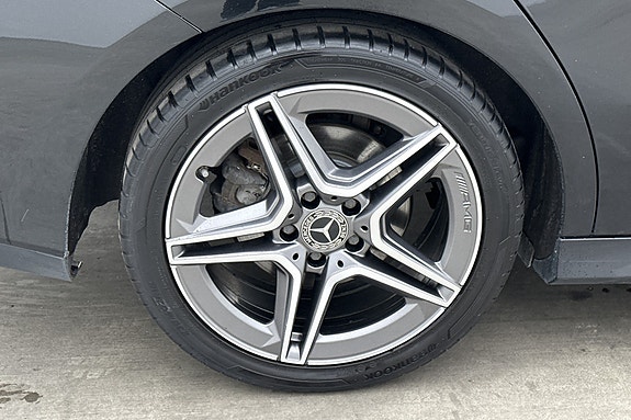 Mercedes-Benz CLA200 6 of 28