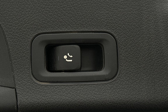 Mercedes-Benz CLA200 7 of 28