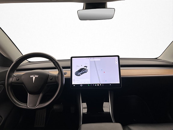 Tesla Model 3 20 of 30