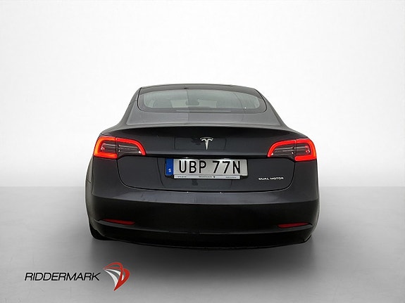 Tesla Model 3 8 of 30
