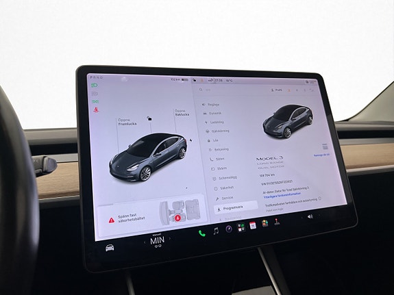 Tesla Model 3 27 of 30