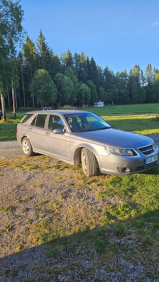 Saab 9-5 2 of 3