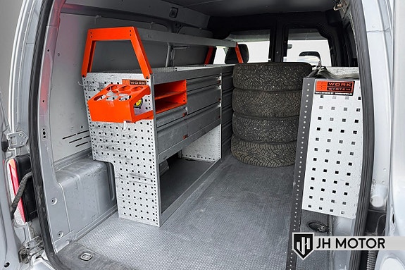 Volkswagen Caddy Maxi 15 of 21