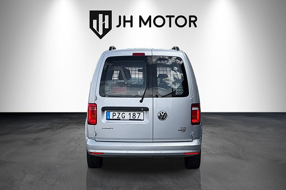 Volkswagen Caddy Maxi 4 of 21