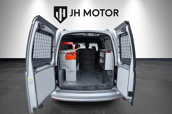 Volkswagen Caddy Maxi 13 of 21