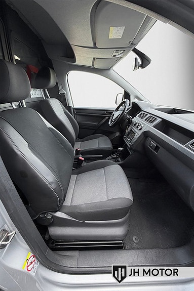 Volkswagen Caddy Maxi 11 of 21