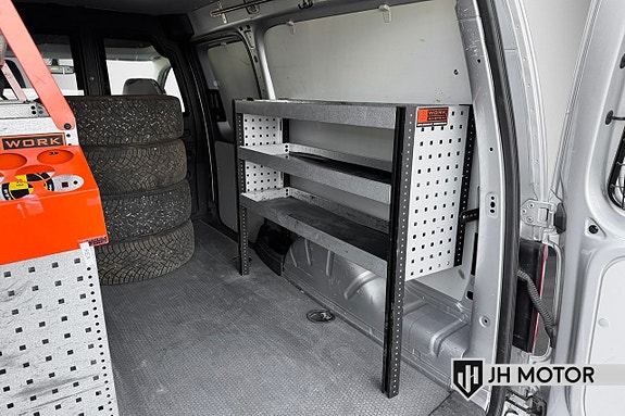 Volkswagen Caddy Maxi 14 of 21