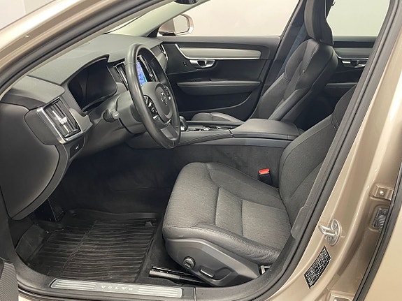 Volvo V90 15 of 30
