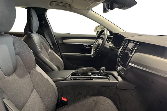 Volvo V90 13 of 30