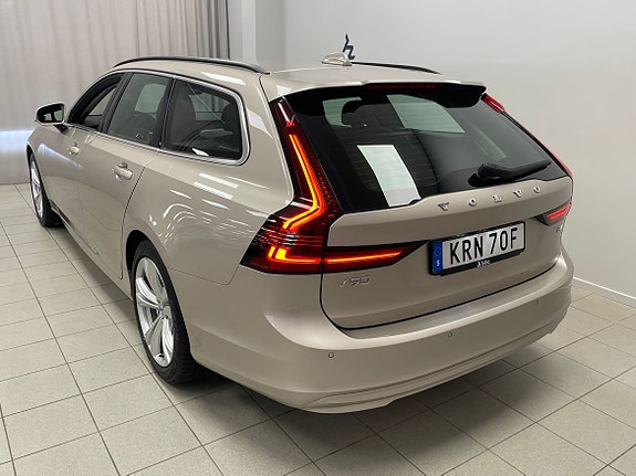 Volvo V90 5 of 30