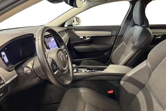 Volvo V90 28 of 30