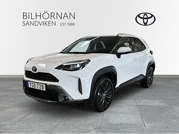 Toyota Yaris Cross 2 of 23