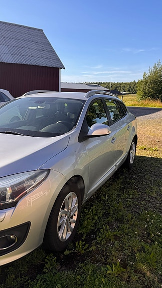 Renault Megane III 3 of 10