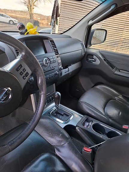 Nissan Navara 4 of 5