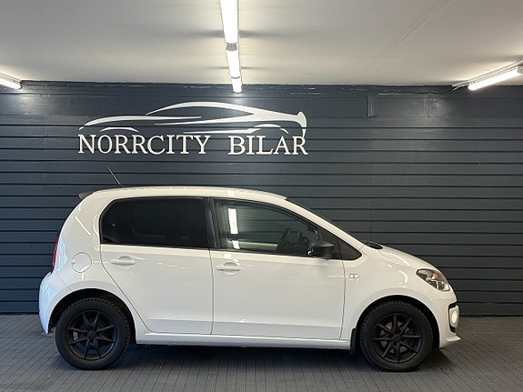 Volkswagen UP! 5 of 11