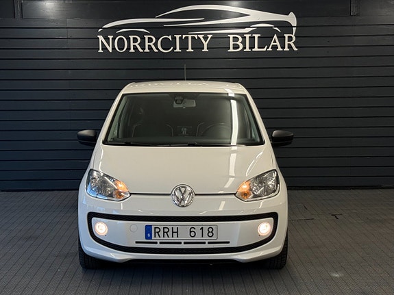 Volkswagen UP! 7 of 11