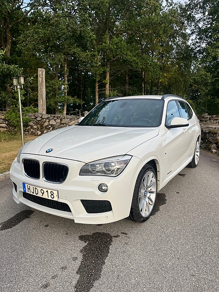 BMW X1 3 of 12