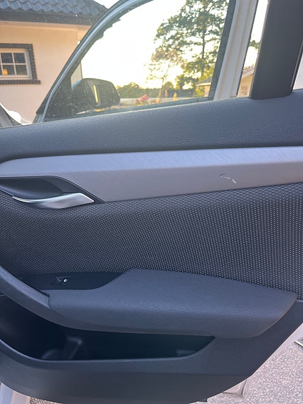 BMW X1 9 of 12