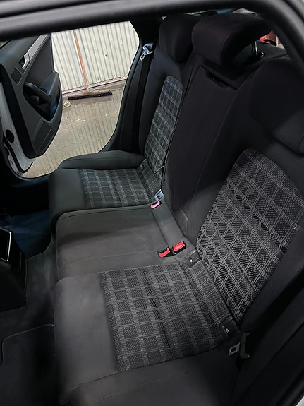 Audi A4 5 of 6