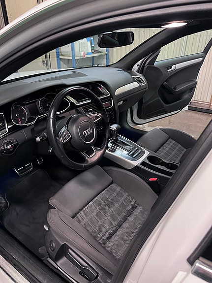 Audi A4 4 of 6