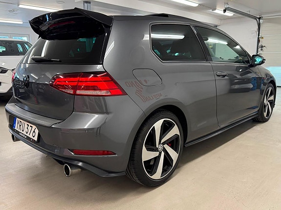 Volkswagen Golf I 15 of 27