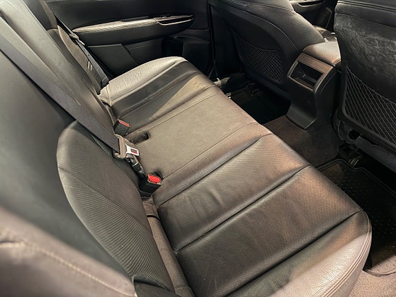 Subaru Outback 13 of 16