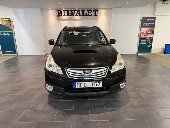 Subaru Outback 3 of 16